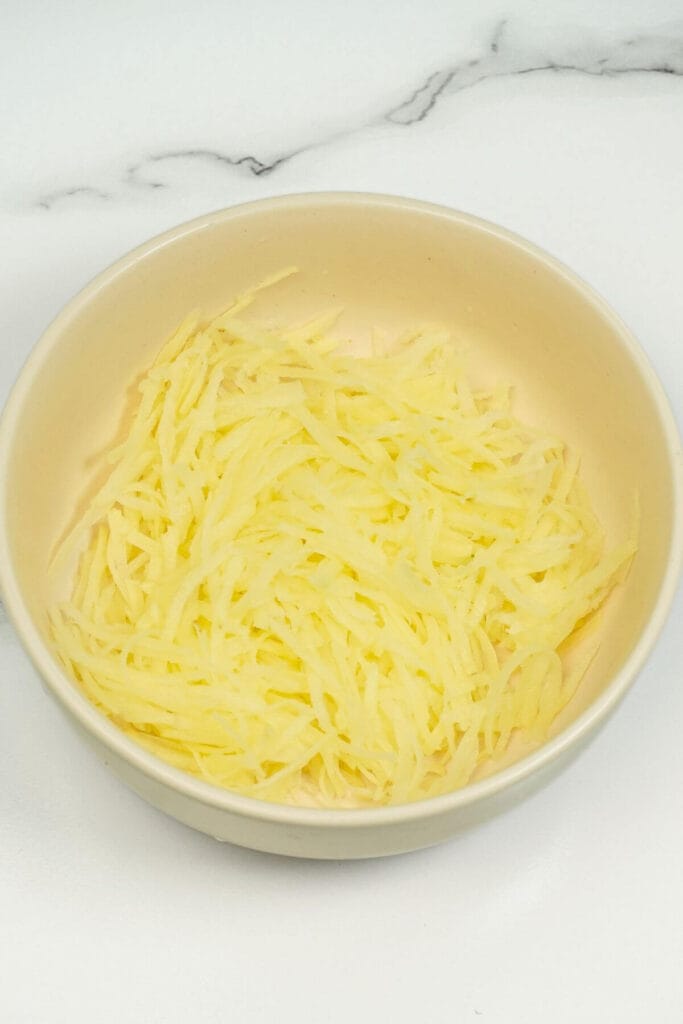 air fryer potato egg snacks potato strip in bowl