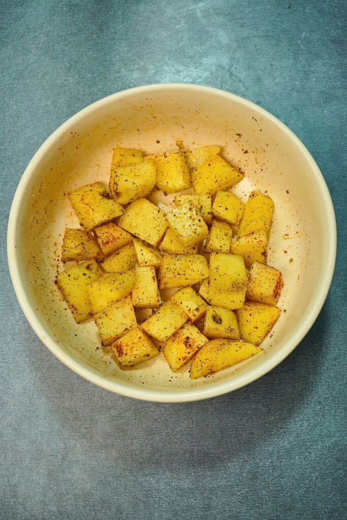 air fryer potatoes diced mix well