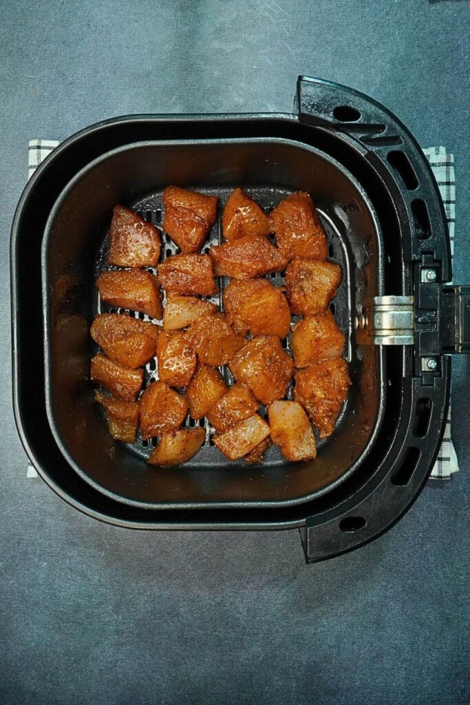 chicken chunks in airfryer add chunks in basket