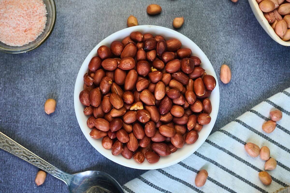 roast peanuts in airfryer feature image
